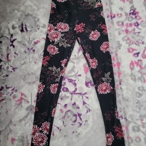 OS LulaRoe Floral Leggings